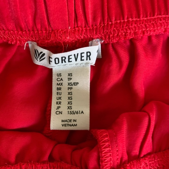 Forever 21 red shorts - Picture 2 of 2